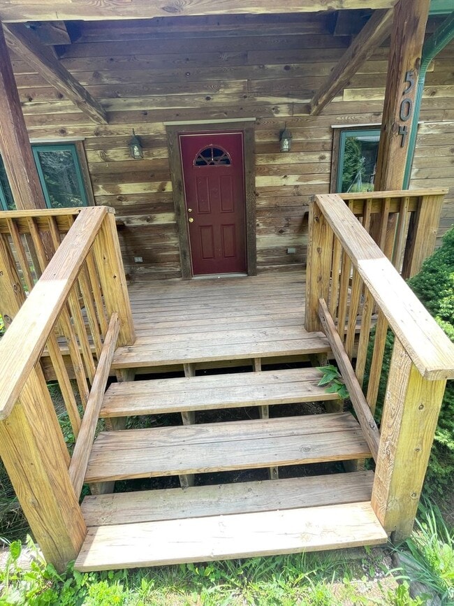 Photo - 504 Stuart Williams Rd