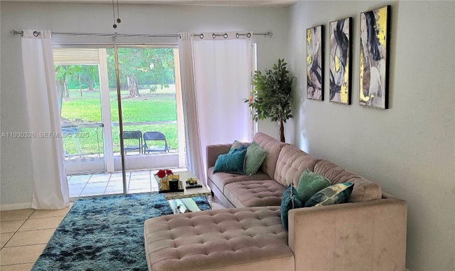 Photo - 1910 Palmland Dr