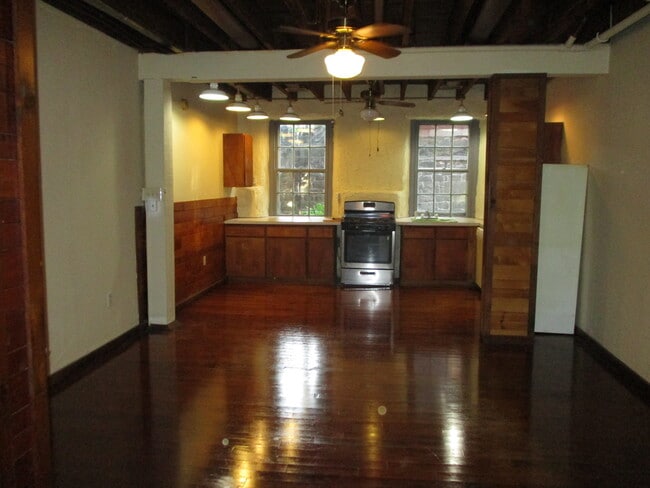 Building Photo - 37 Union St Unit 103 Rental