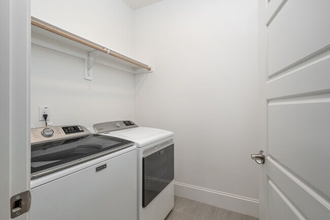 Photo - 3810 Lands End Ct