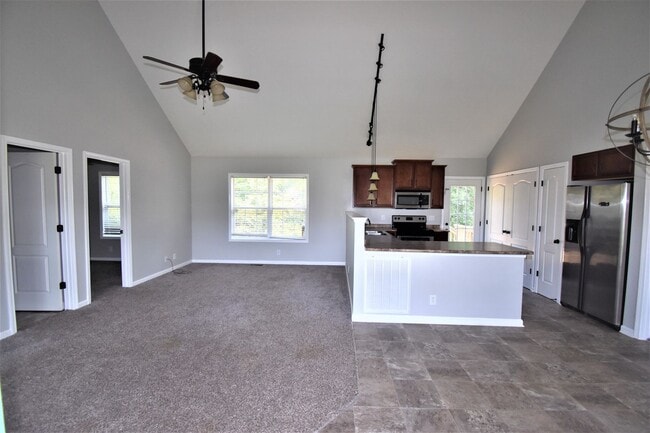 Photo - 3 Bedroom Home For Rent in Sango Area!