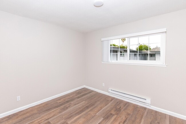 Creekside Apartments