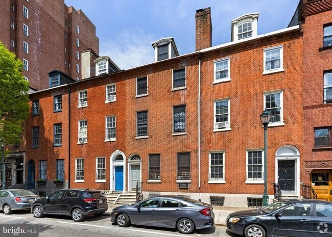 Building Photo - 1223 Spruce St Rental