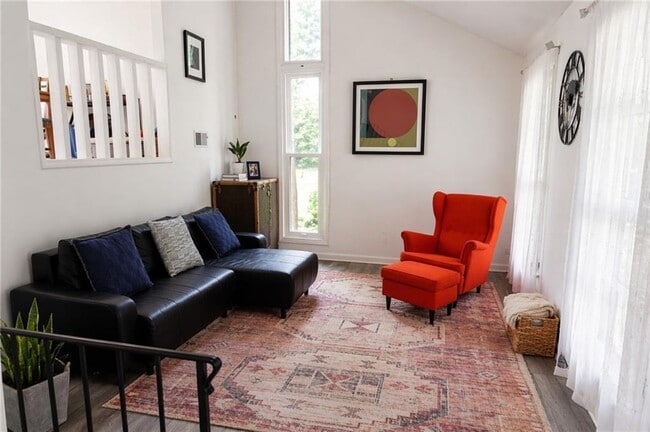 Photo - 752 Pebble Creek Dr