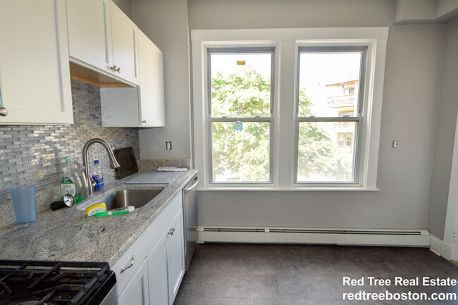 Photo - 142 Sutherland Rd Apartments Unit 2