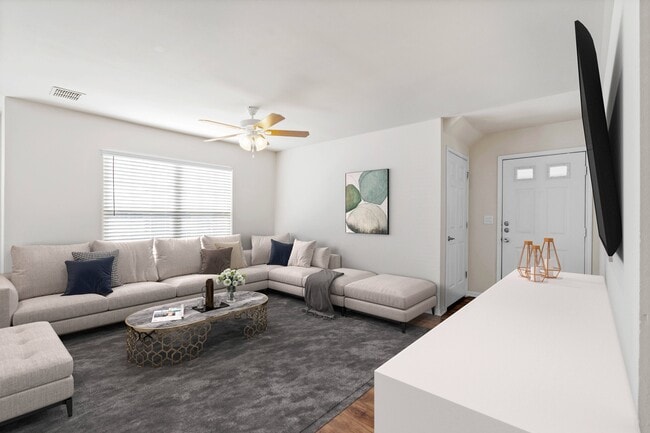 Photo - Stonebriar Woods Apartment Homes