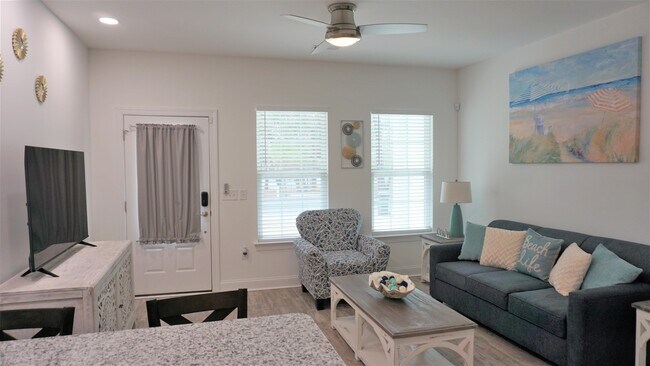 Photo - 604 Withers Swash Dr