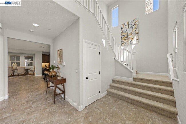 1185 Olson Ave
