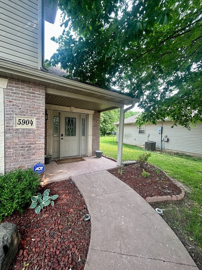 Building Photo - 5904 Freeport Way Rental