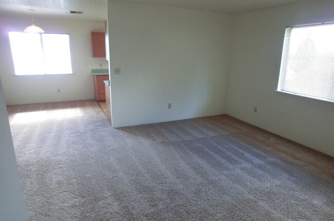 Photo - 2 BED 1 BATH DUPLEX