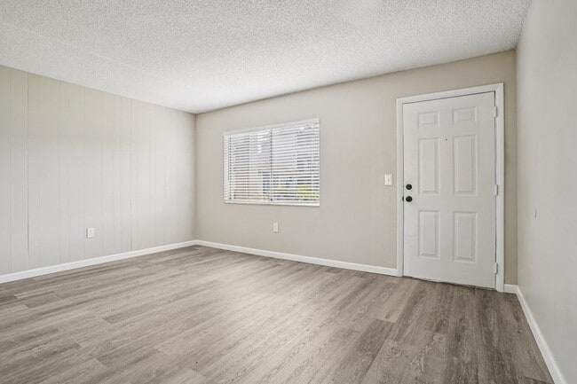 Waterview Crossing Apartments