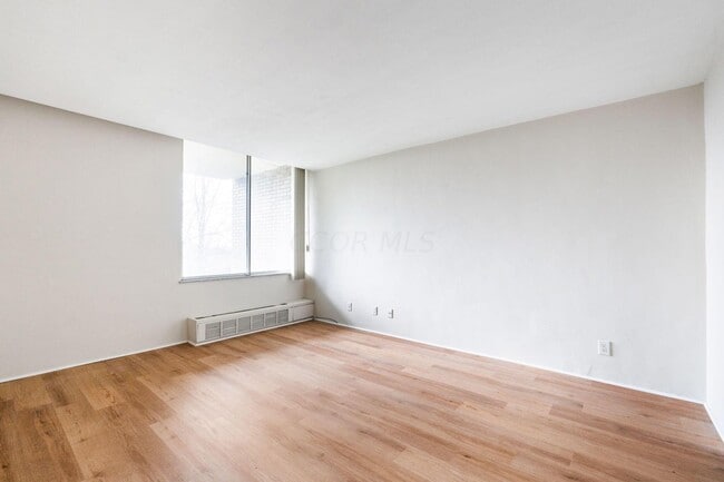 1000 Urlin Ave Unit 11