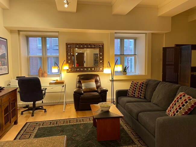 Living Room 2 - 442 Saint-Gabriel Unit 304