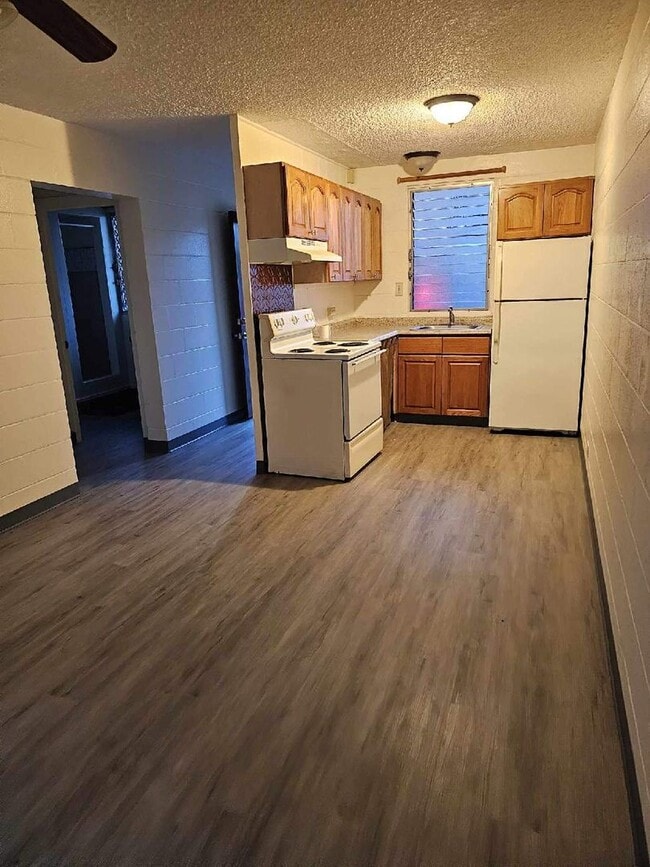 Photo - Newly Renovated 1 BD in Hilo Town!