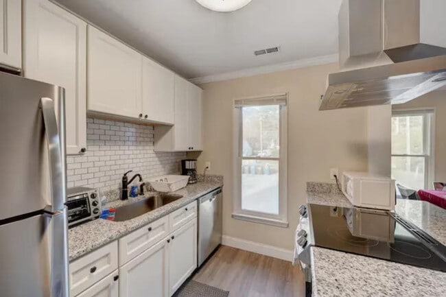 Photo - 2225 Summit St Unidad SI ID1391826P