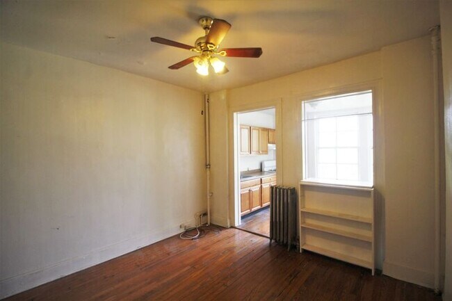 Photo - 2842 St Paul St Unidad 2R