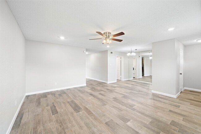 Photo - 14256 Misty Meadow Ln
