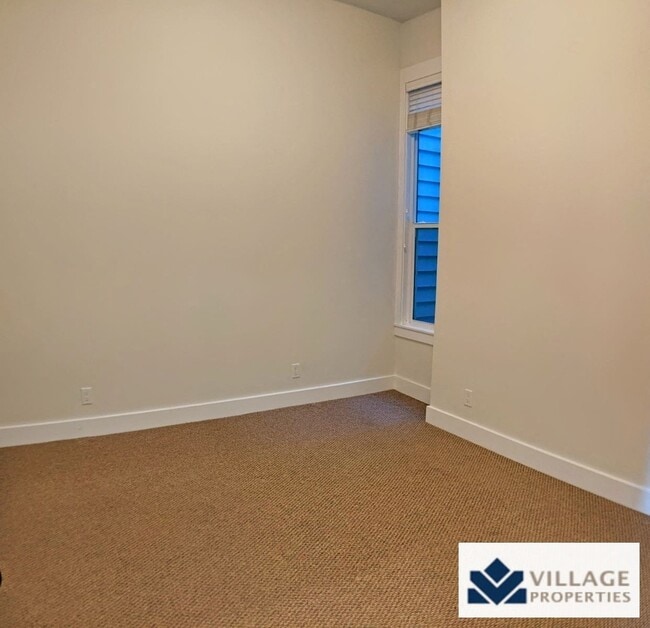 Photo - 570 Hayes Street Apartments