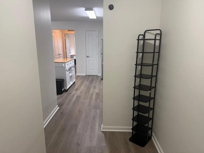 Photo - 3000 S Adams St Unit 413