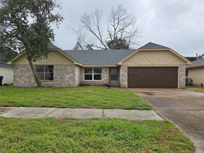 Building Photo - 4019 Lemon Tree Ln