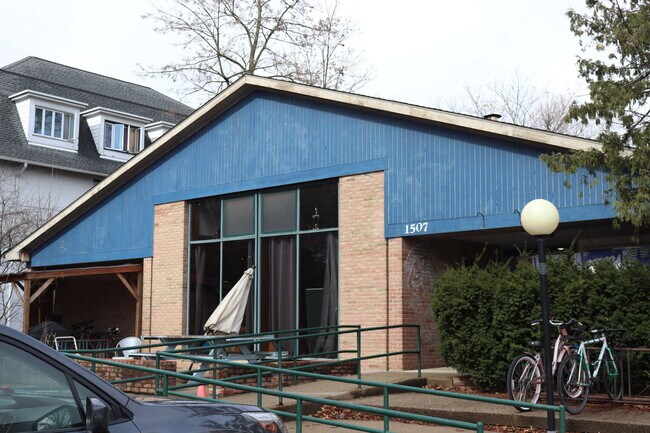 Photo - Truth House