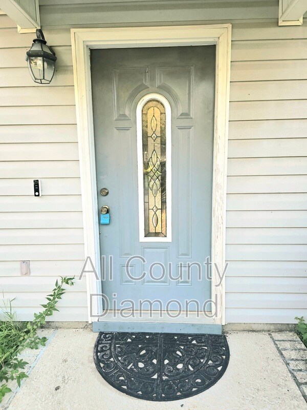 Photo - 1913 Laurel Ave