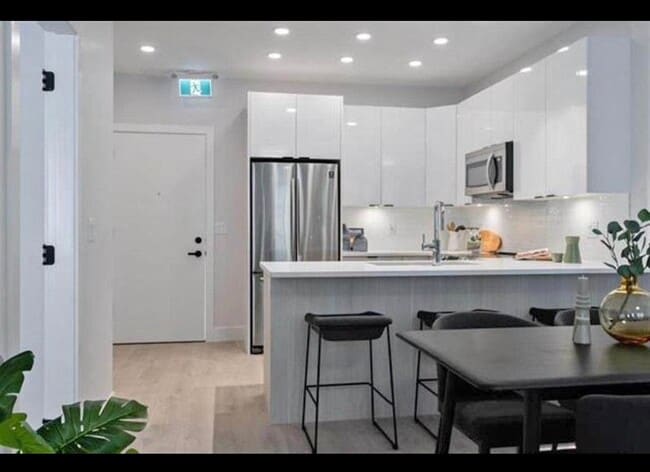 Photo - 20360 Logan Av Unit 519