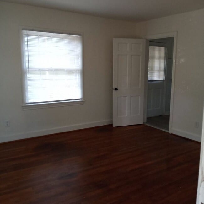 Photo - 1017 W End Blvd Unit 1019 West End Blvd