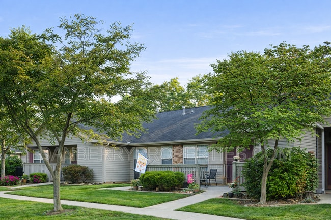 Photo - 1728 W Market St