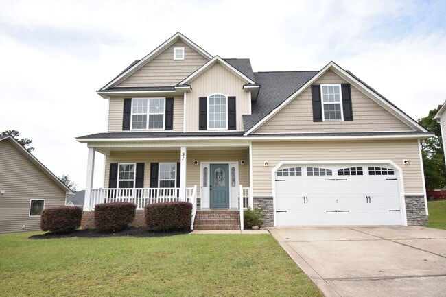 Building Photo - 4 Bedroom and 2.5 Bath Home (Pets Considered)