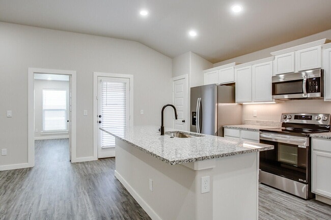 Photo - 10518 Abbeville Ave