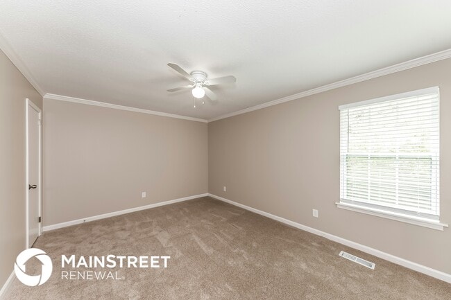 Photo - 813 7 Springs Dr