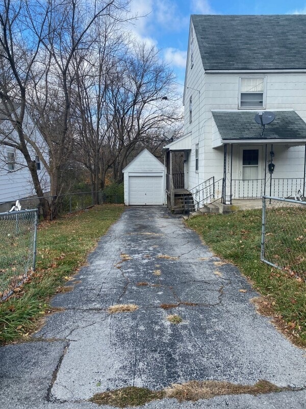 Photo - 500 Fairmont St
