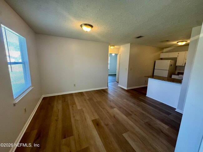 Photo - 8846 Cavender Dr