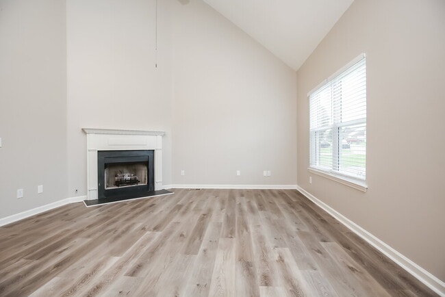 Photo - 6628 Shadyview Dr