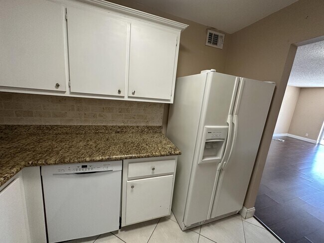 Photo - 4158 Inverrary Dr