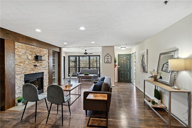 Photo - 4676 Vinings Central Run SE Condo Unit 104