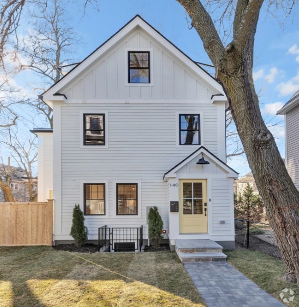 Building Photo - 140 Rindge Ave Rental