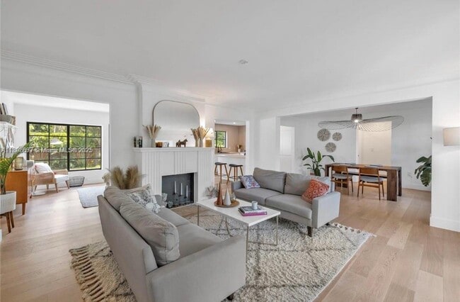 Photo - 114 NE 103rd St