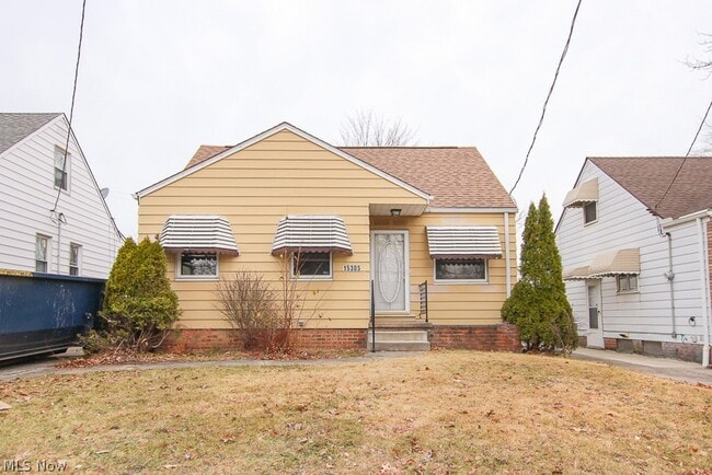 Building Photo - 15305 Rockside Rd