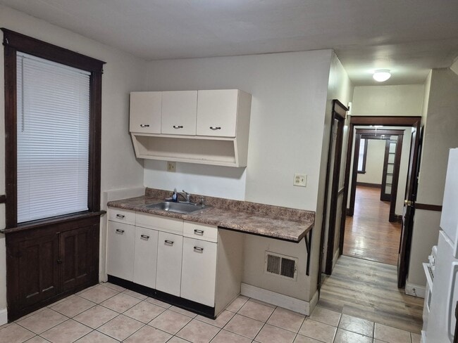 Photo - 5109-09a South Broadway Unit 1st Floor