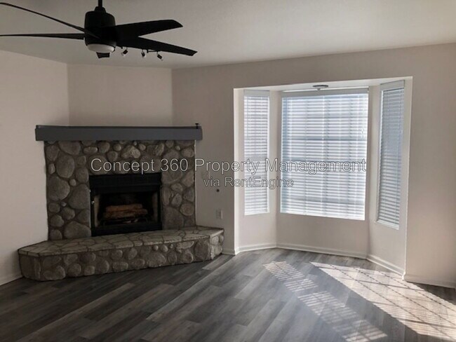 Photo - 4517 E Lavante St