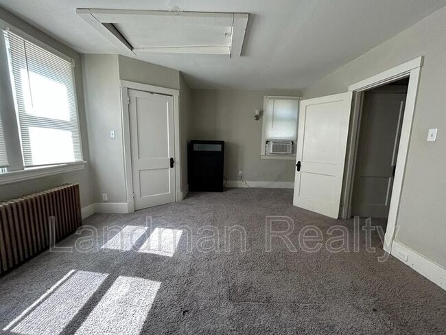 420 Grace St