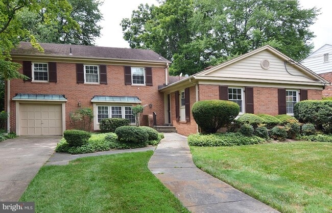 Building Photo - 7208 Marbury Rd