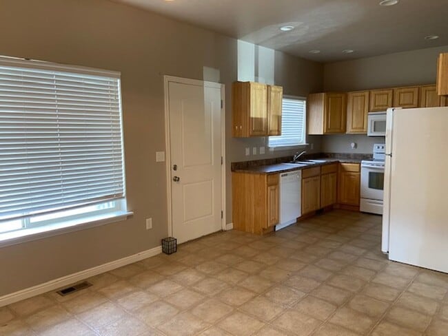 Photo - West Park #10 Unit 1