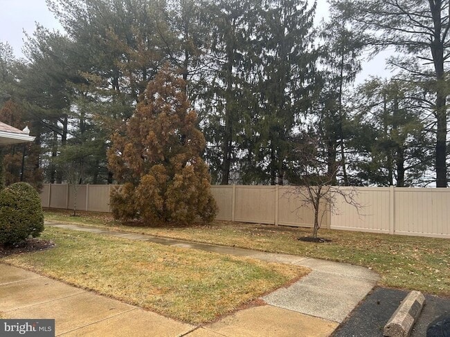 Photo - 804 Briarwood Ct