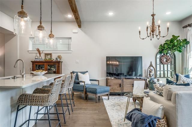 Photo - 7860 Minglewood Ln