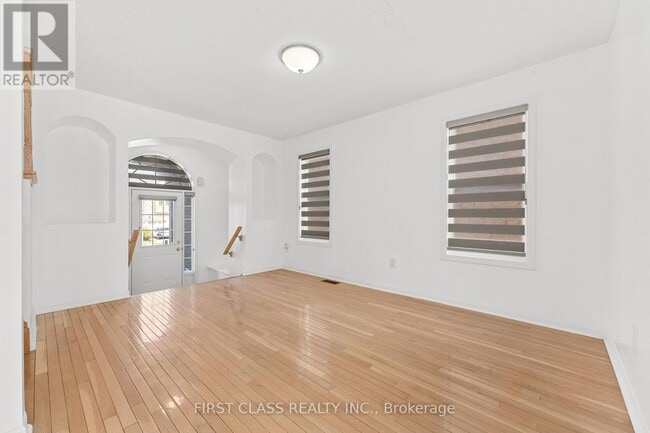 Photo - 5554 Churchill Meadows Blvd