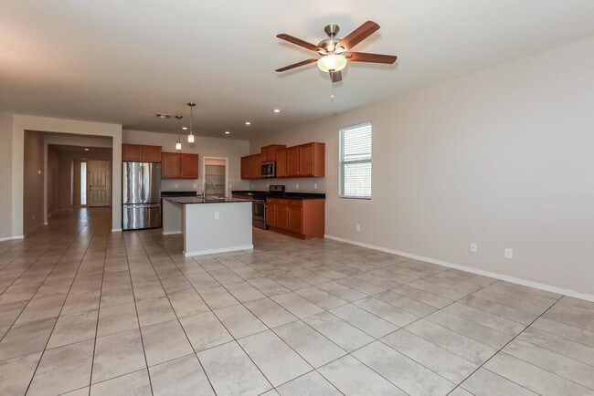 Photo - 654 Glen Canyon Dr