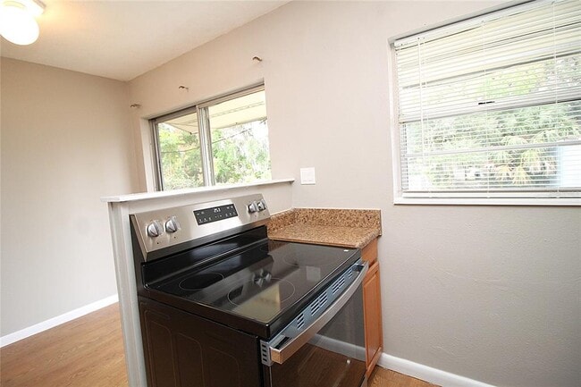 Photo - 1126 10th St